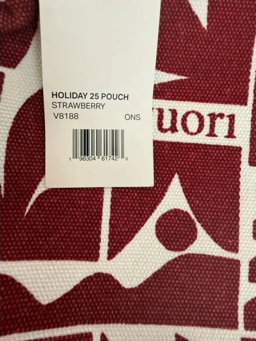 Vuori Holiday 25 Pouch — Strawberry,